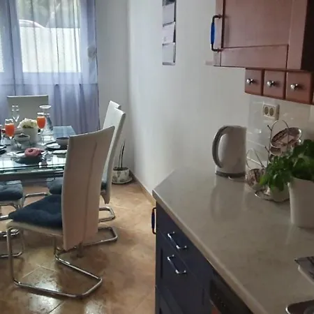 Apartment Daisy